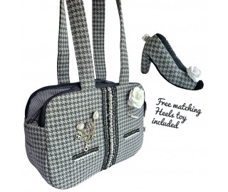 Grey Boy Chowpel zipper bag