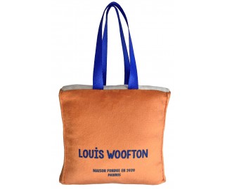 Louis Woofton shopper