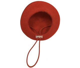 Red Wool Barret